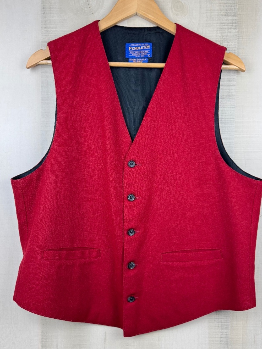 Vintage Pendleton Men’s 100% Wool Red Waistcoat Suit Vest Made In USA Sz Large